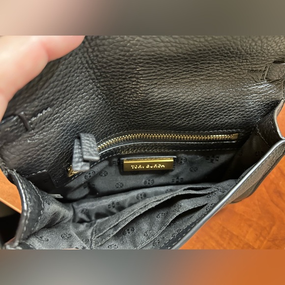 Tory Burch Black Leather Crossbody Bag with Gold Twistlock - Picture 6 of 6